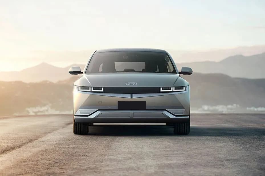 Thumbnail 1 of HYUNDAI IONIQ 5