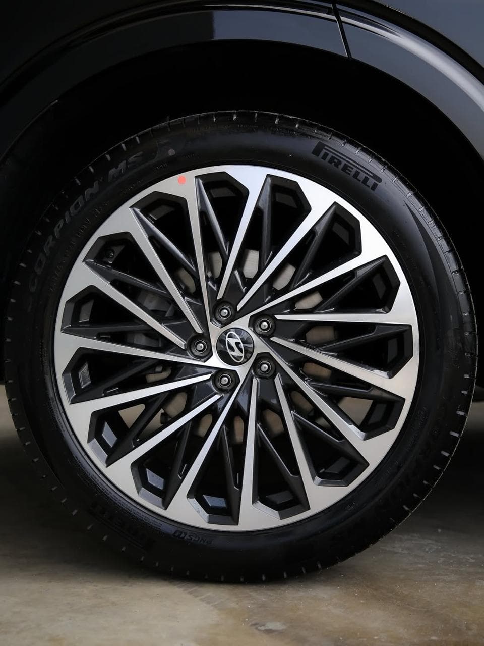 Thumbnail 3 of HYUNDAI PALISADE HEV